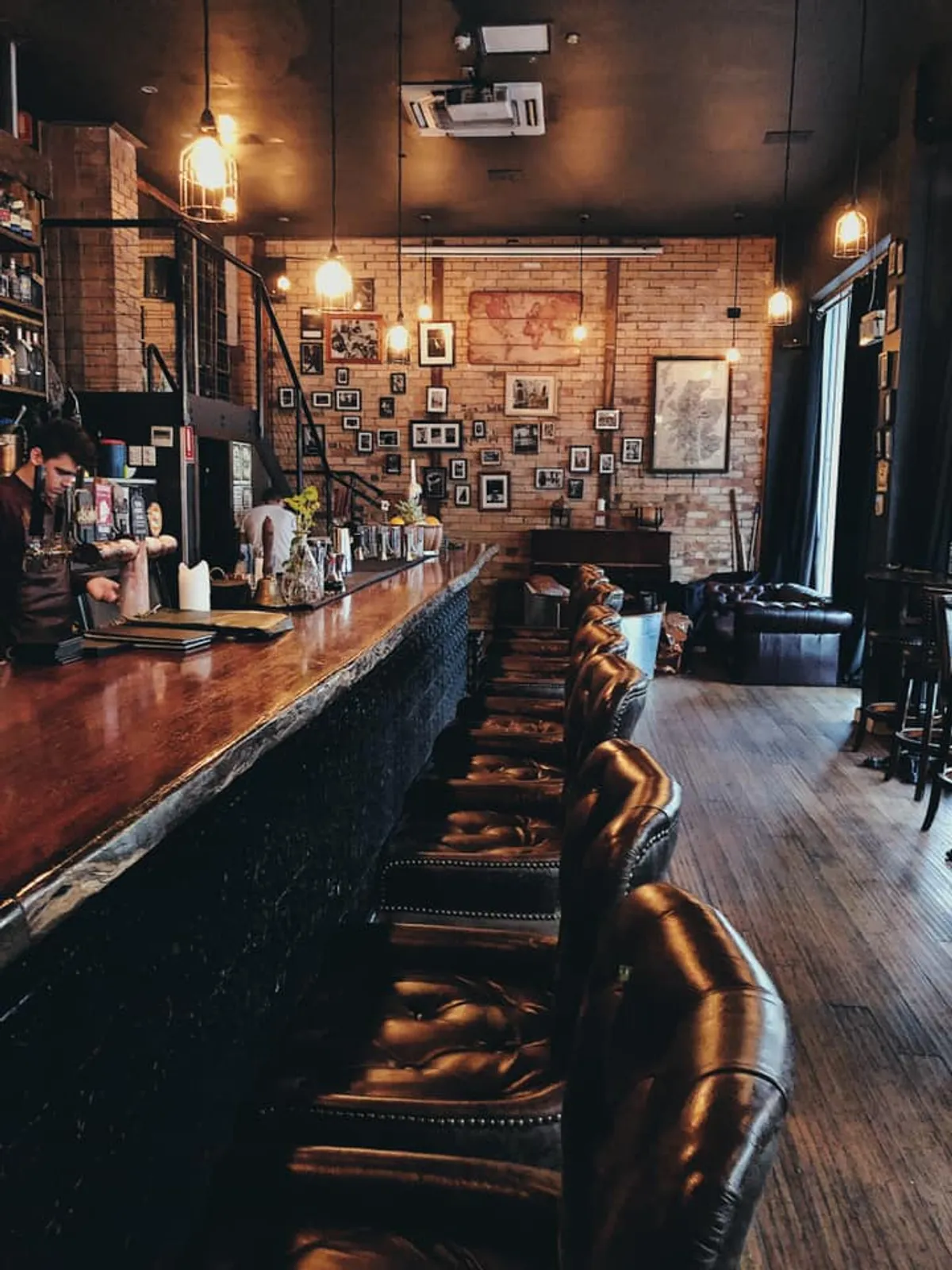Cobbler - Bar image