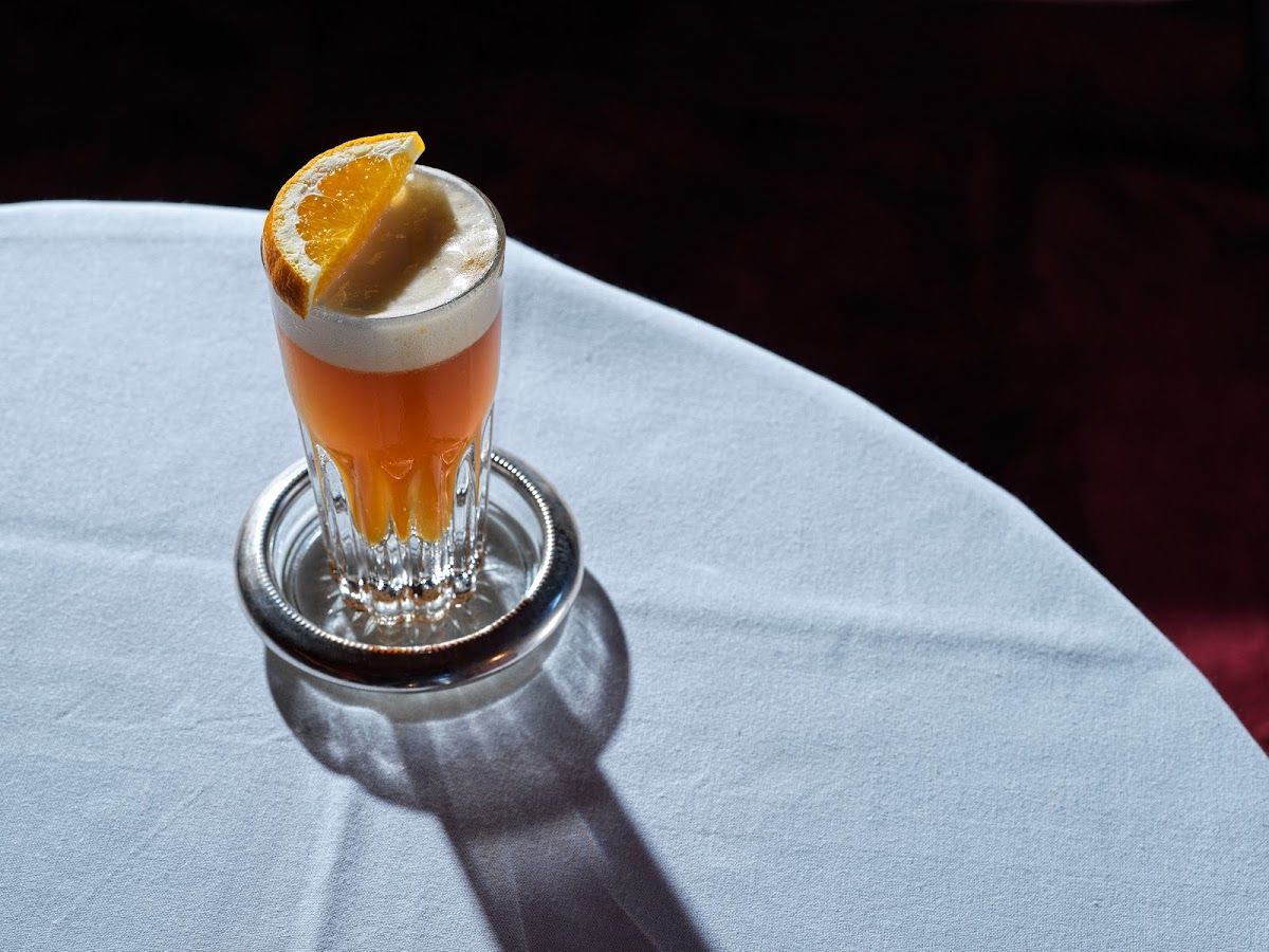 The Bar – Dining and Classic Cocktails thumbnail 7