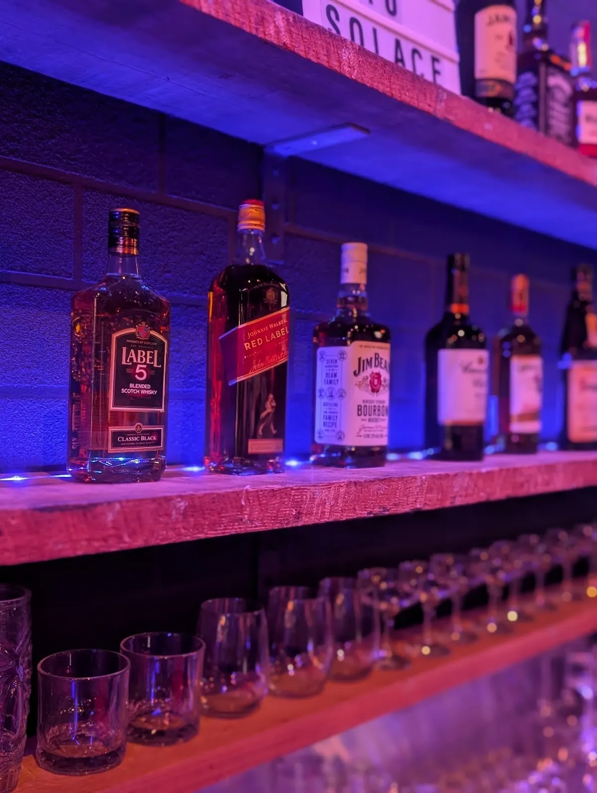 SOLACE ON CHAPEL - Bar image