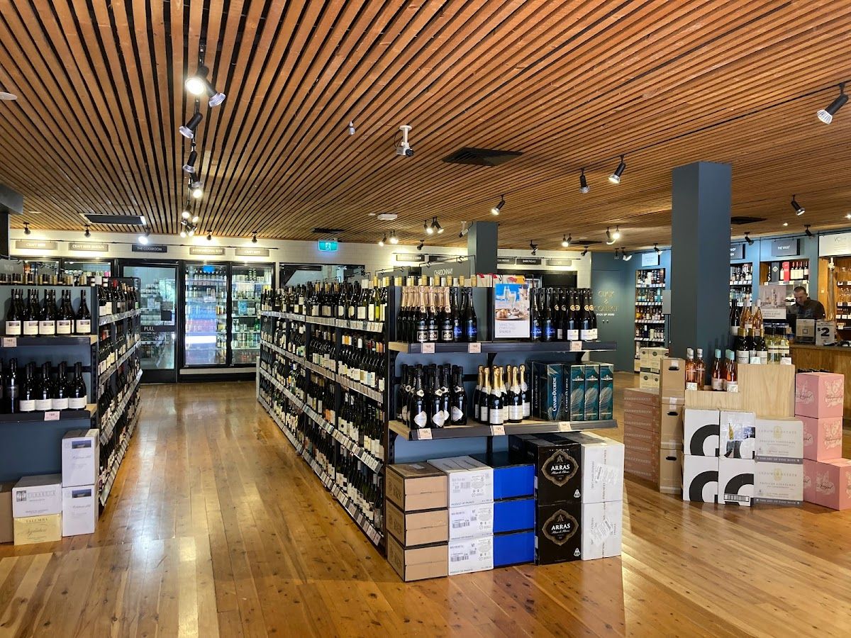 Vintage Cellars Forestville thumbnail 2