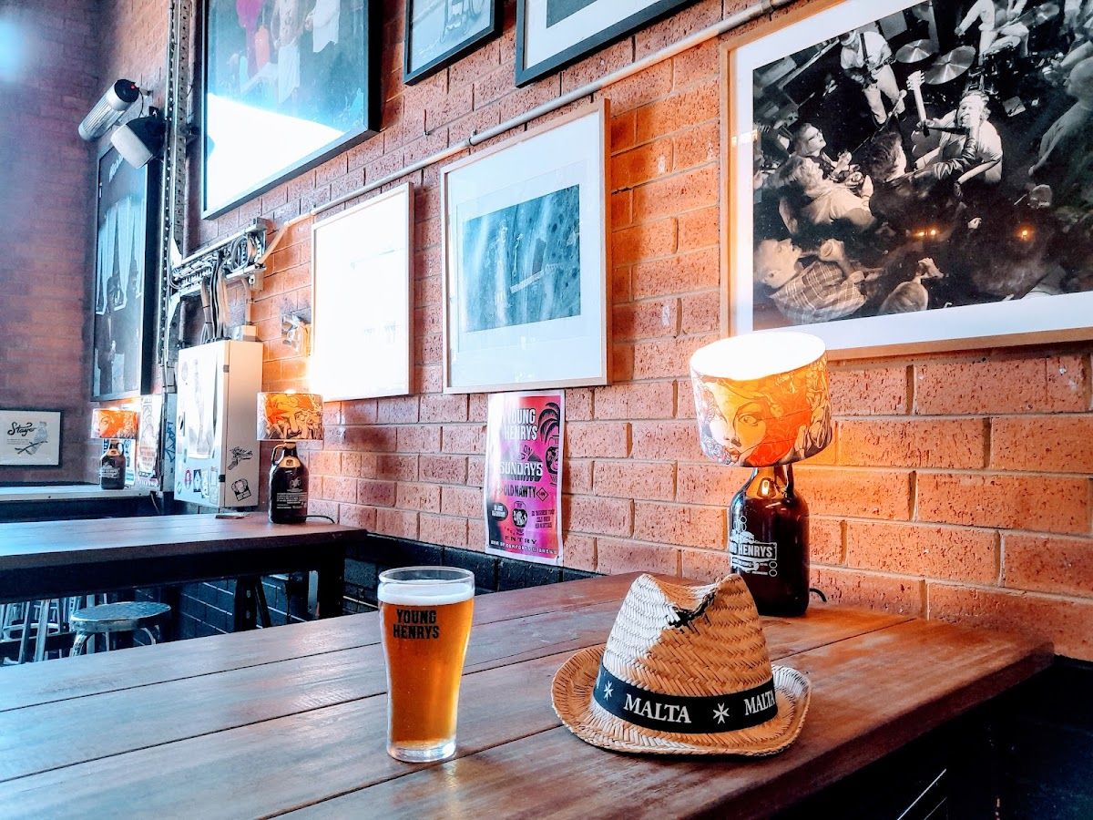 Young Henrys - Craft Brewery and Tasting Bar thumbnail 4