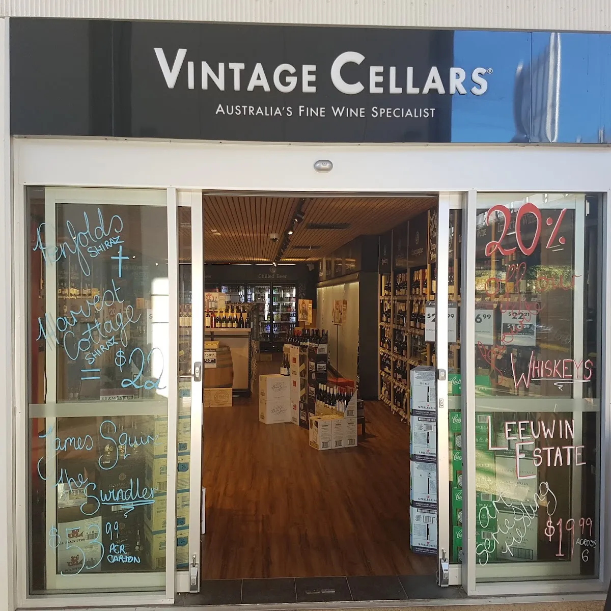 Vintage Cellars Floreat - Bar image