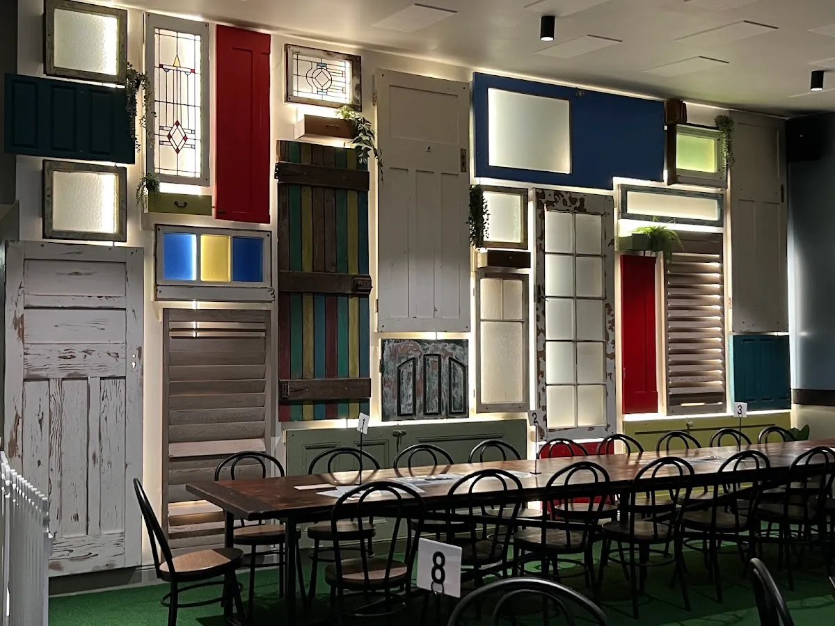 Mitch Hotel - Bar image