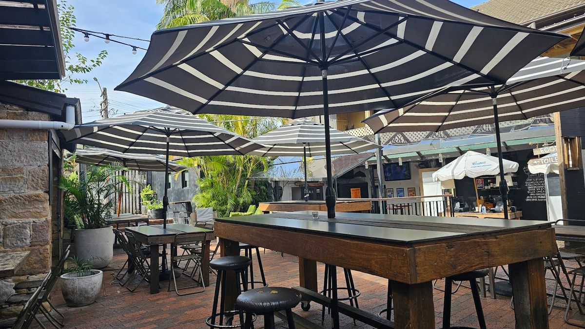 DiCK's Hotel Balmain thumbnail 2