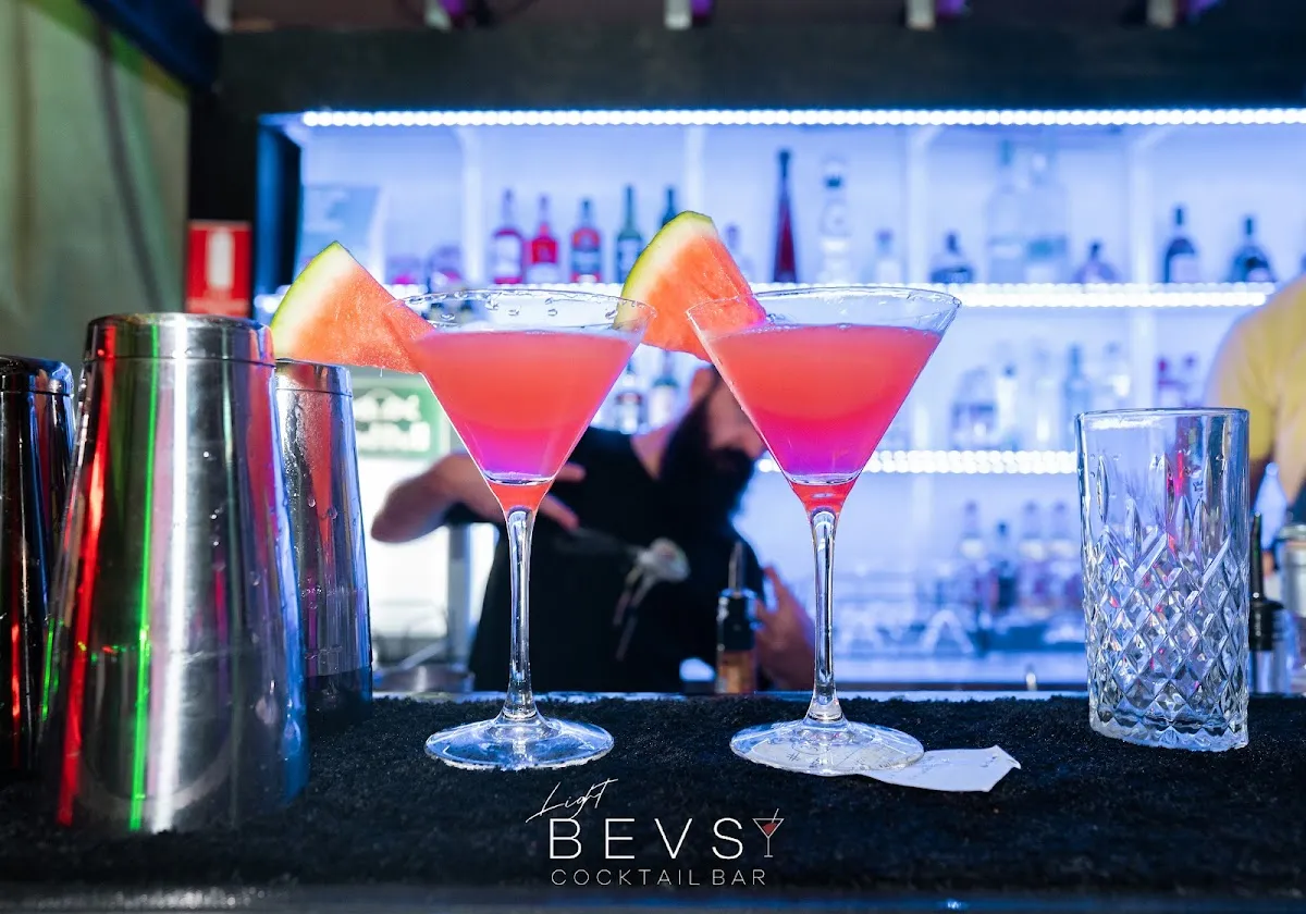 Light Bevs - Bar image