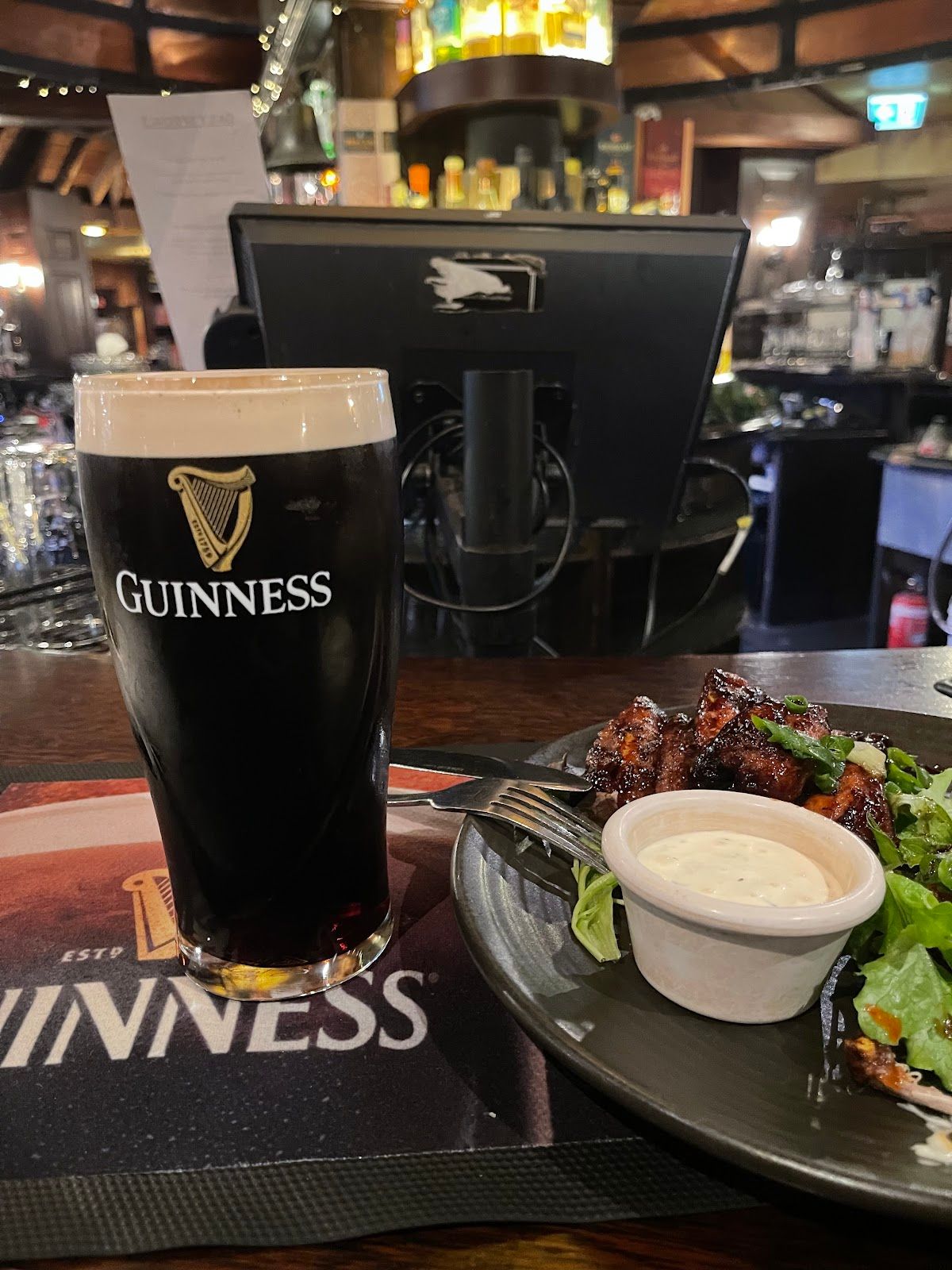 PJ O'Brien's Irish Pub thumbnail 3