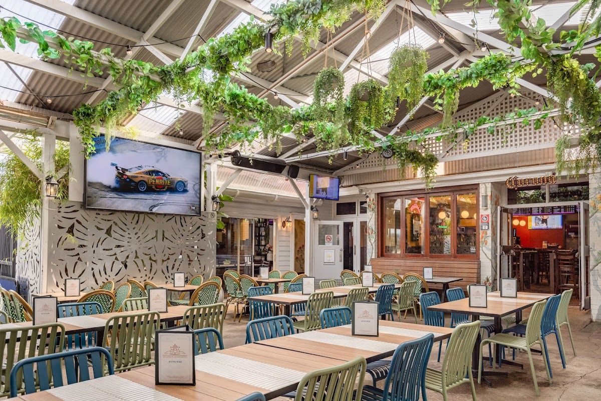 Featured image for Sir Joseph Banks Hotel