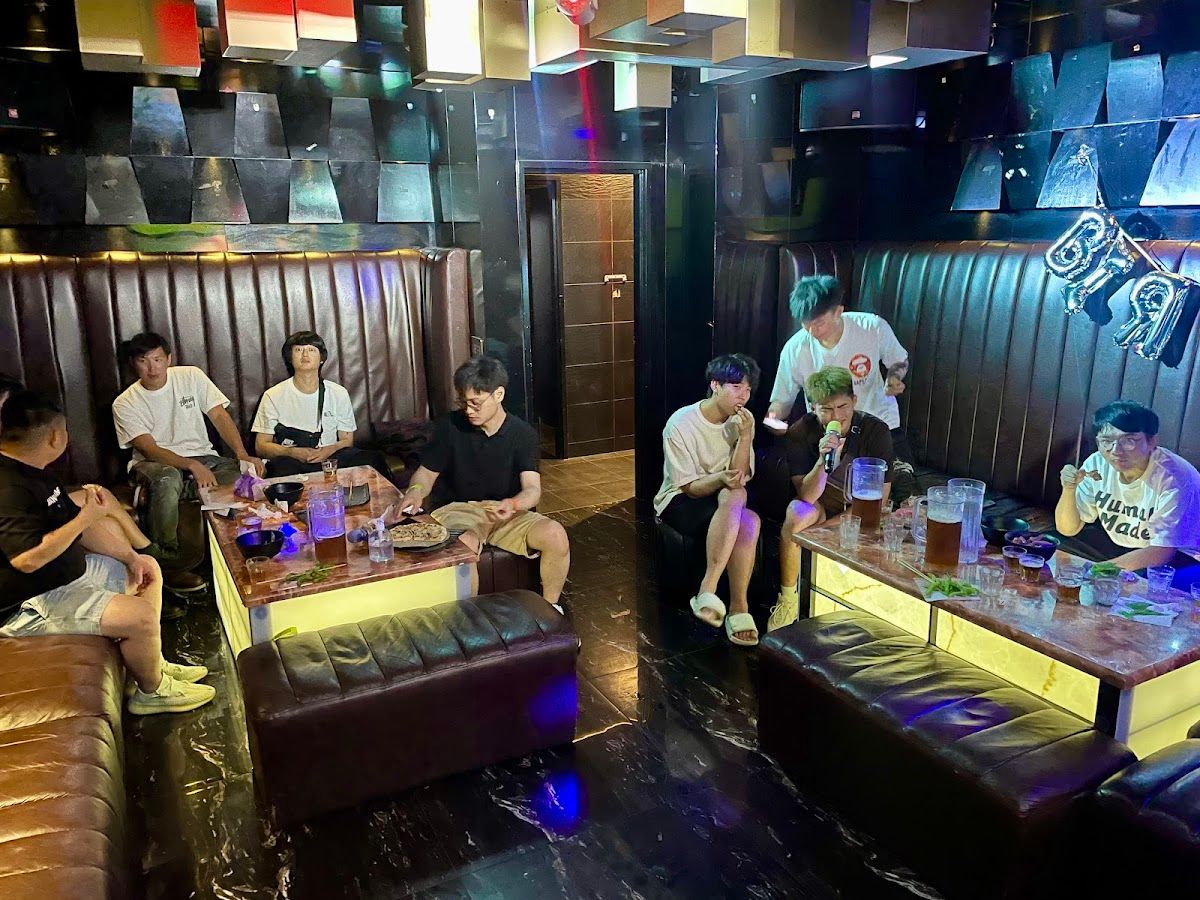 Empire Karaoke 帝国KTV thumbnail 4