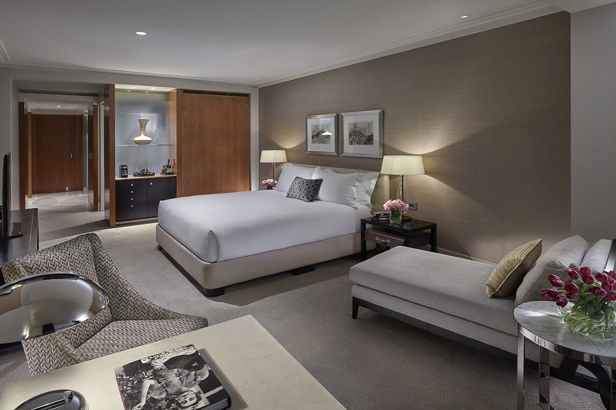 Crown Towers Melbourne thumbnail 2