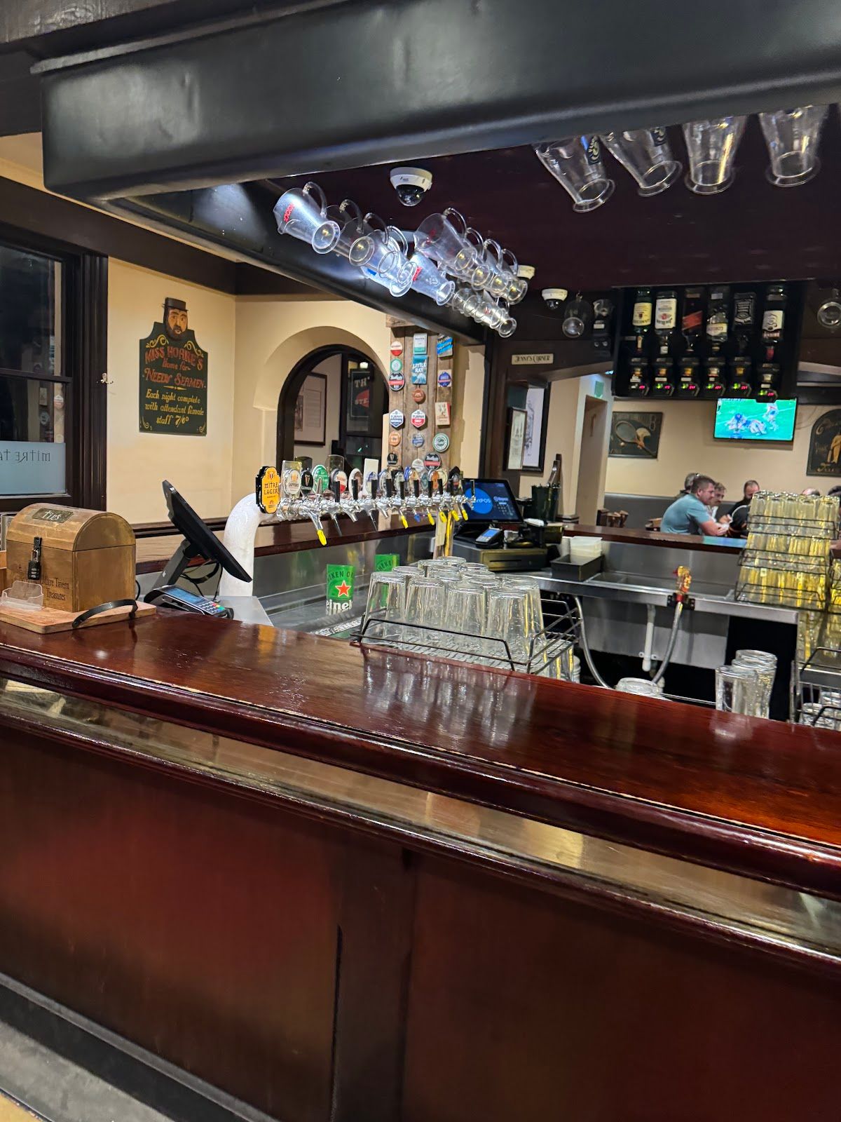 The Mitre Tavern thumbnail 6