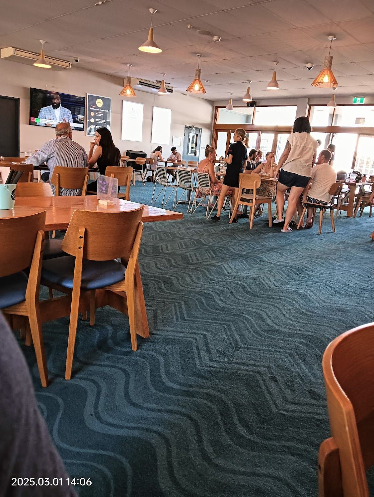 Ocean Beach Hotel thumbnail 7