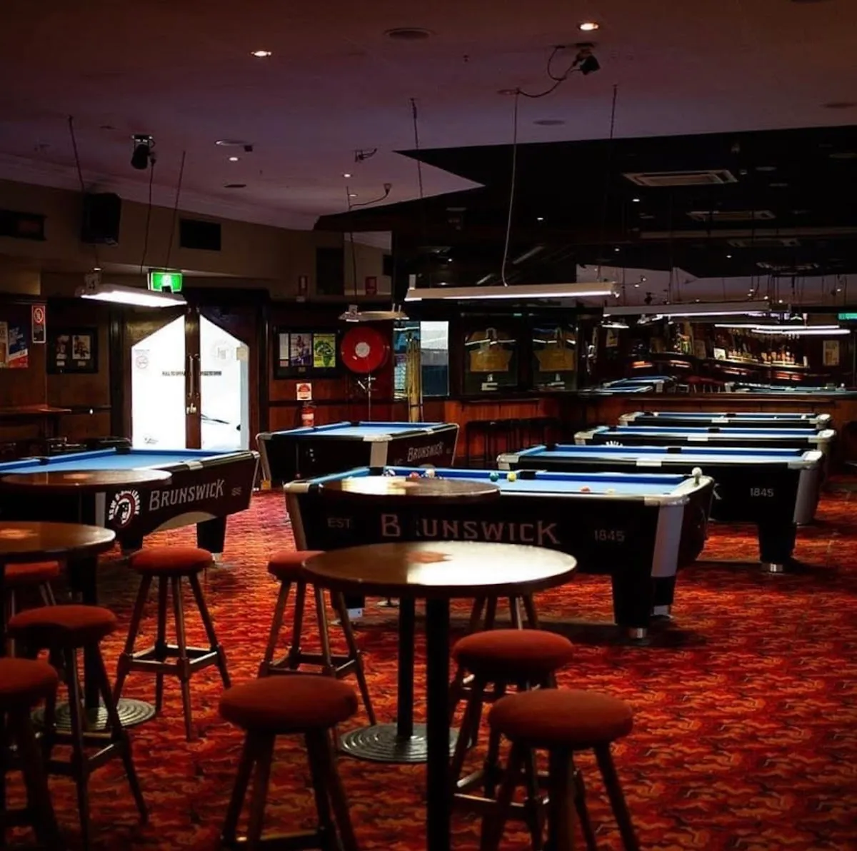 Huntsbury Hotel - Bar image
