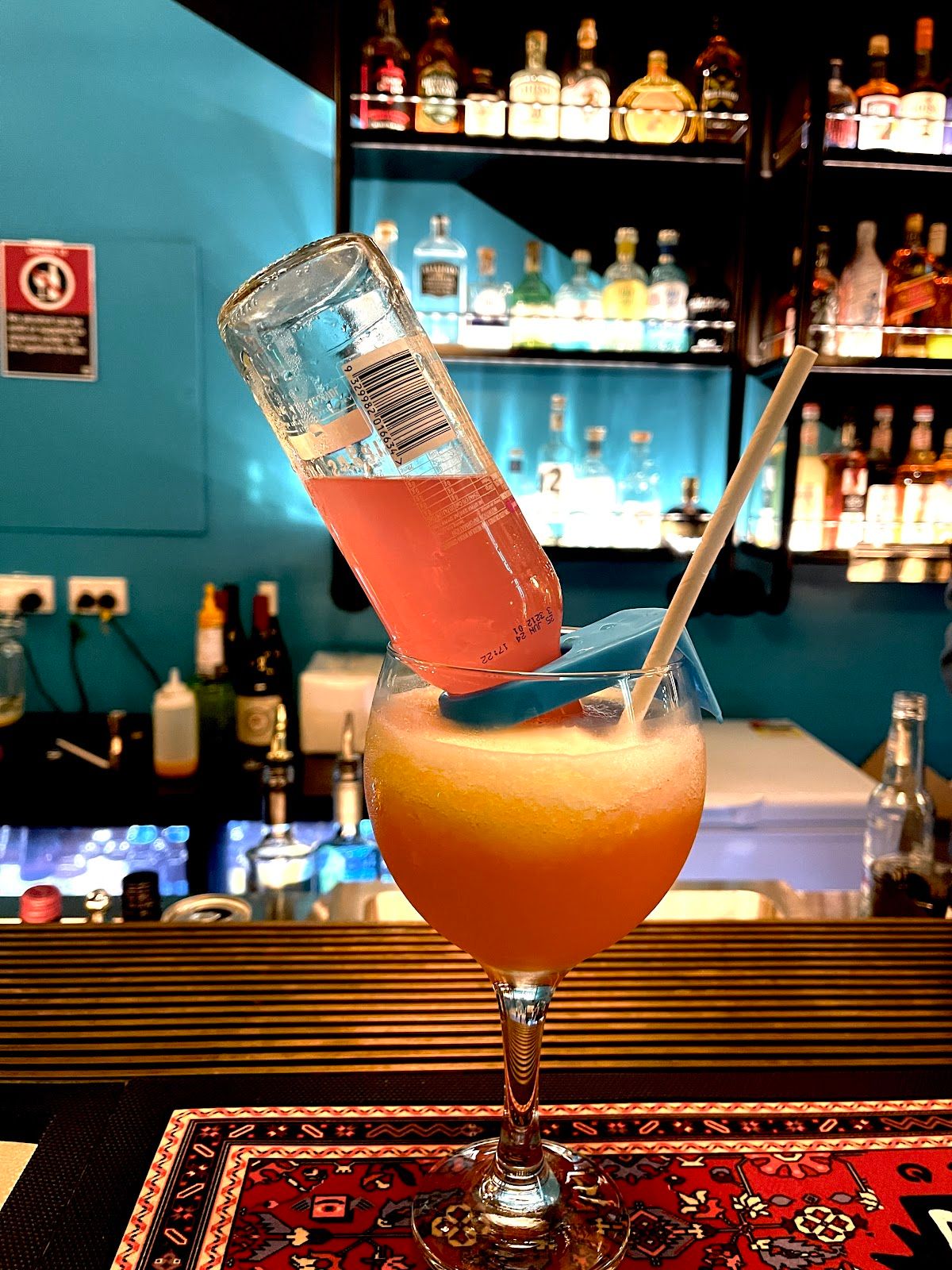 Hideout Bar - Neutral Bay Cocktail Bar thumbnail 4