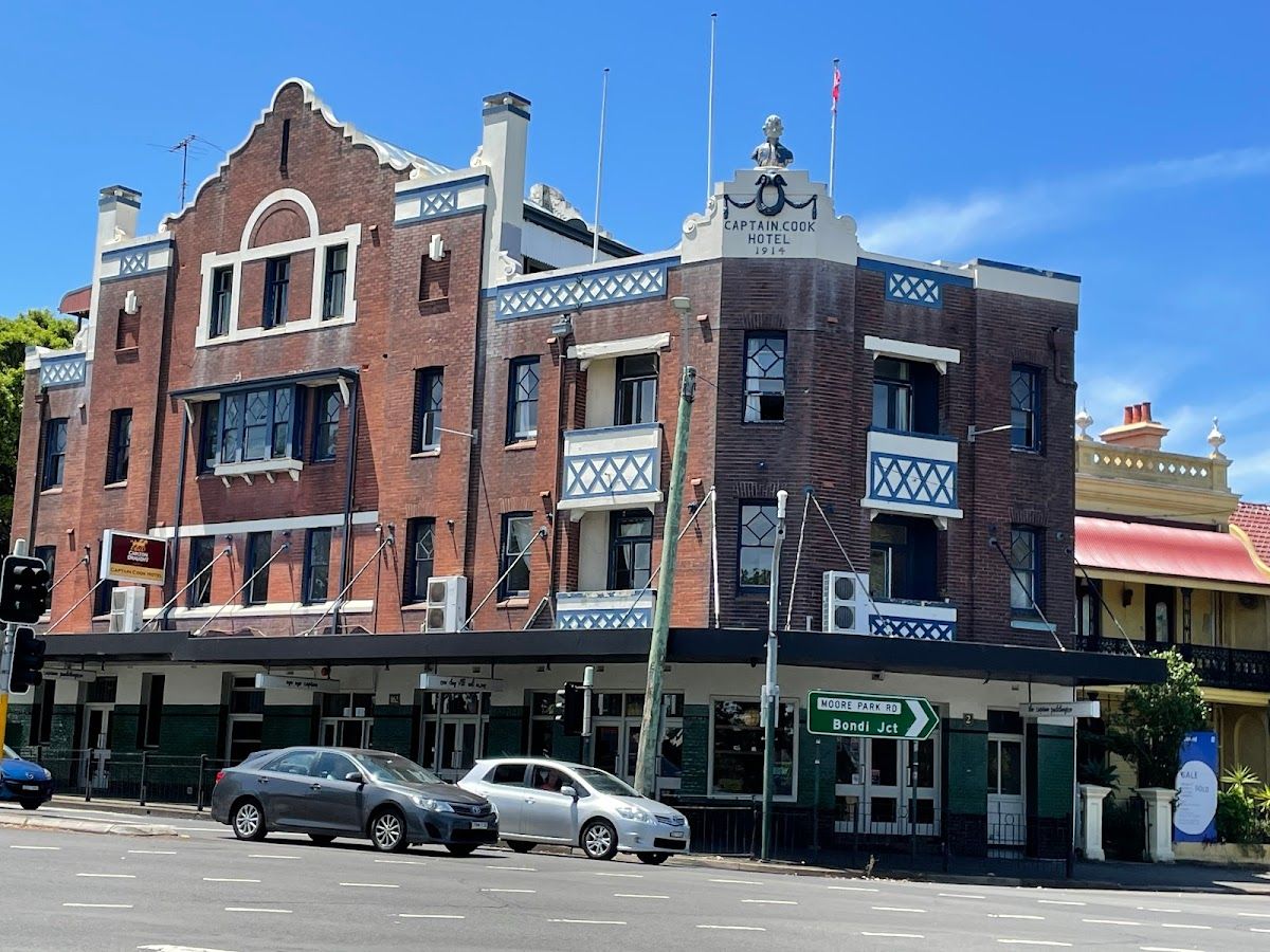 Featured image for Captain Cook Hotel