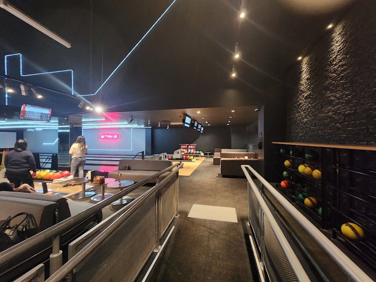 Strike Bowling Macquarie thumbnail 3