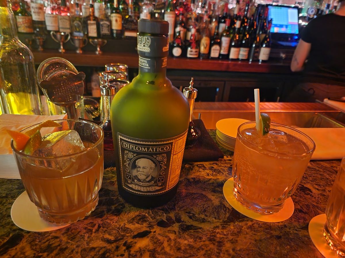Palomino Lounge Enmore thumbnail 4