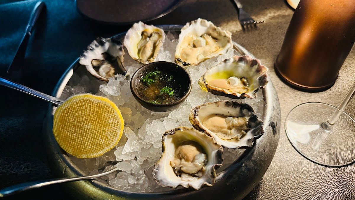 O Bar and Dining thumbnail 4