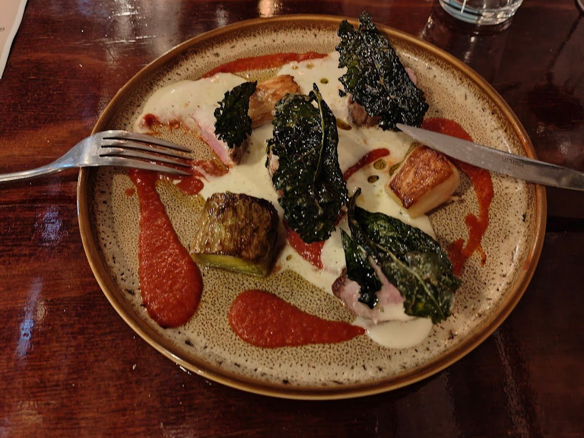 No. 5 Restaurant and Bar thumbnail 7
