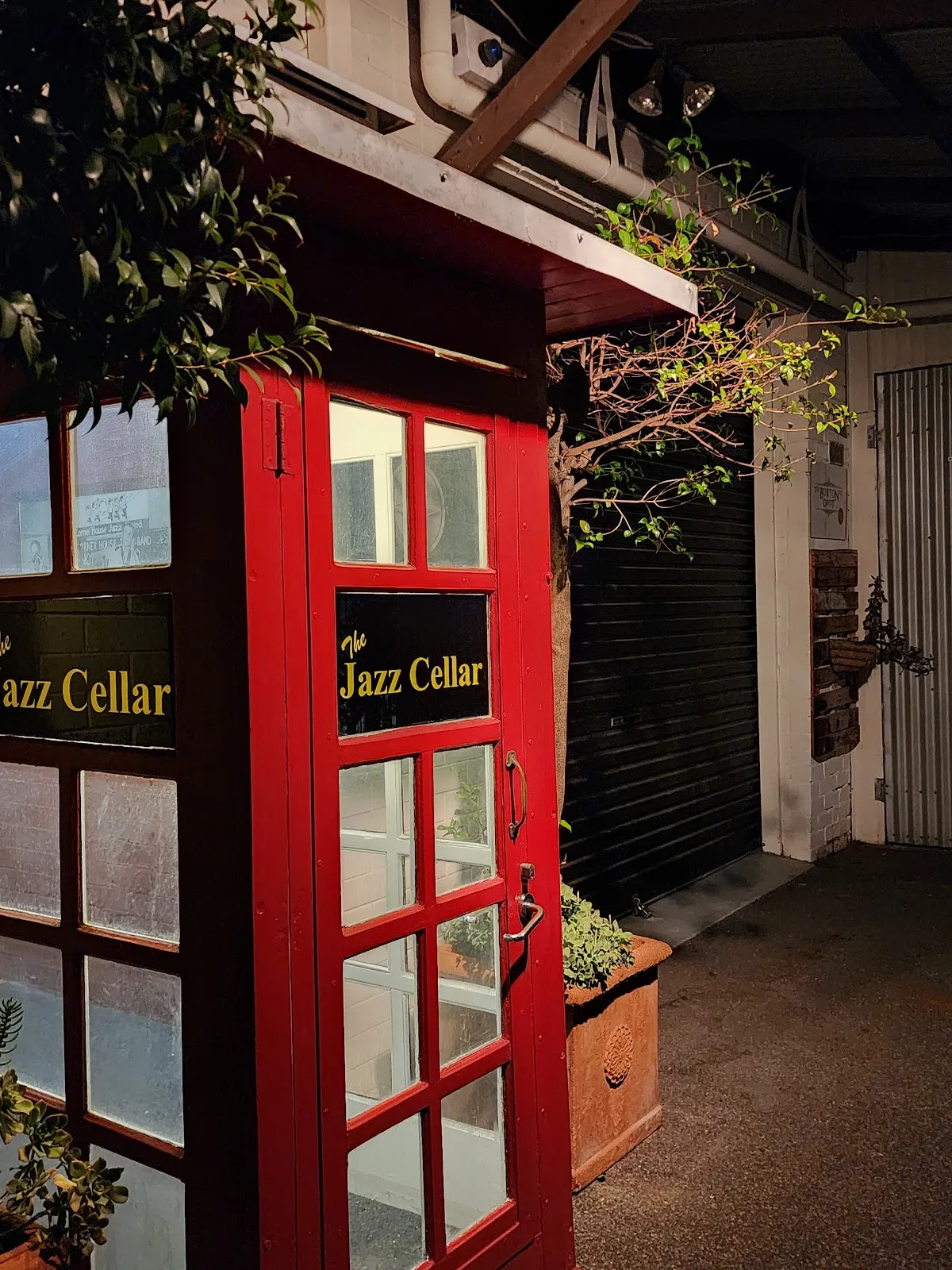 The Jazz Cellar - Bar image