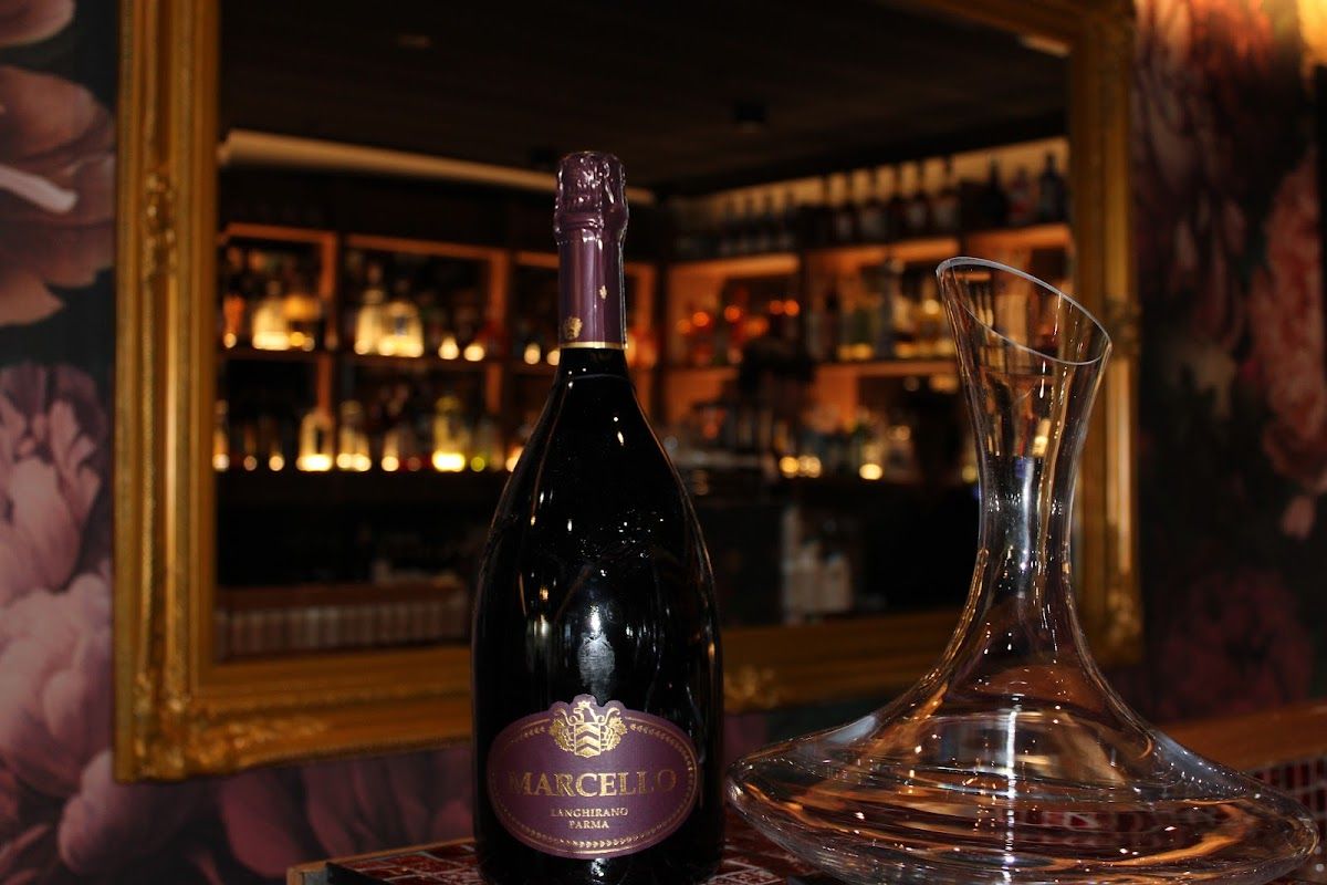 Mali Ston Wine Bar thumbnail 3
