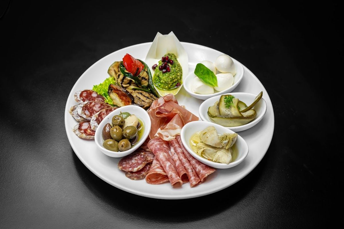 Simo’s Kitchen thumbnail 8