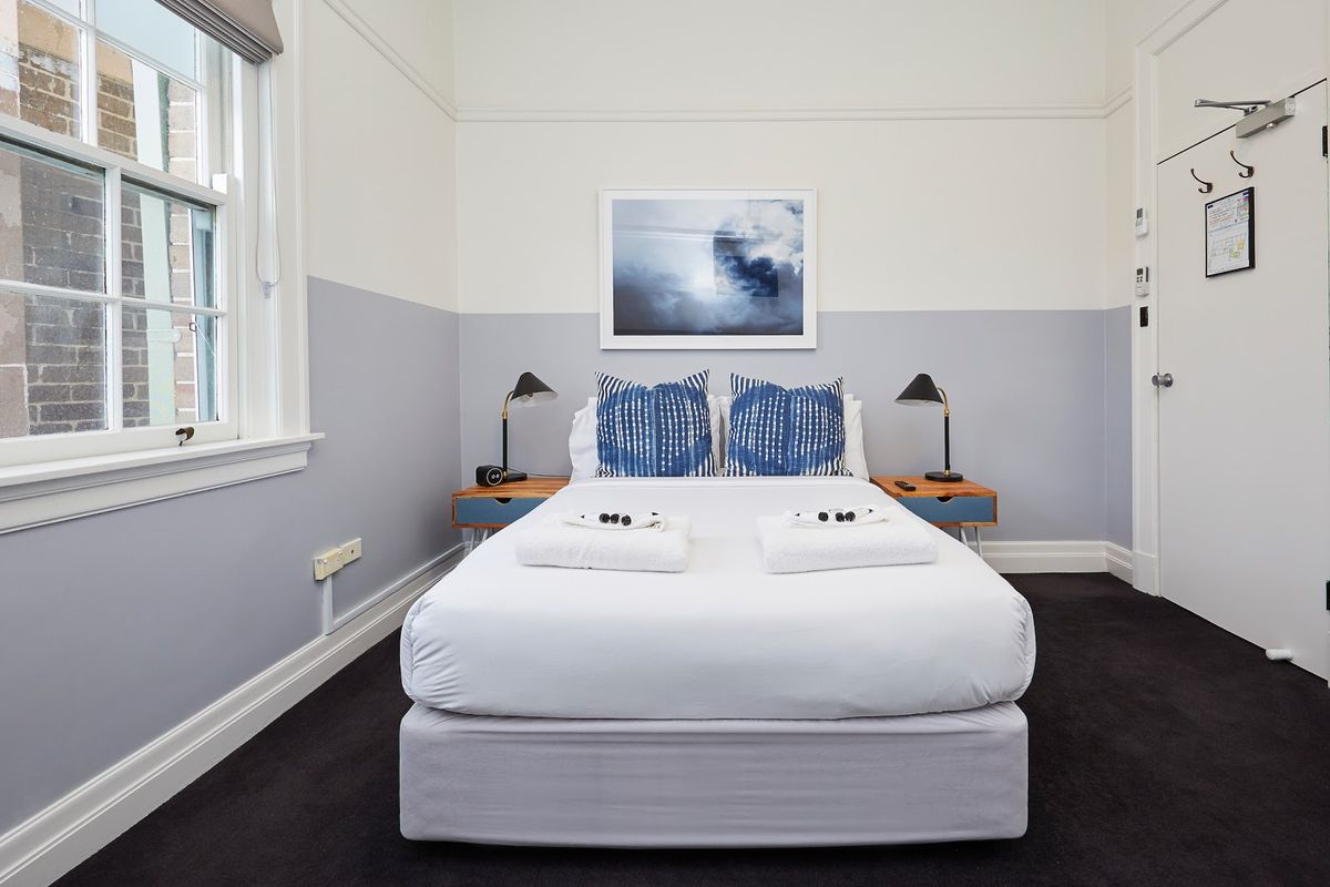 Bridgeview Hotel thumbnail 4