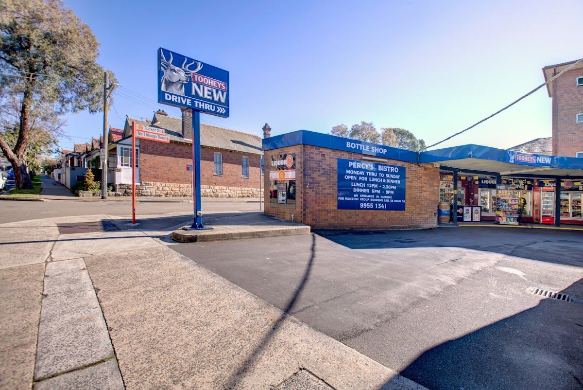 North Sydney Hotel thumbnail 10