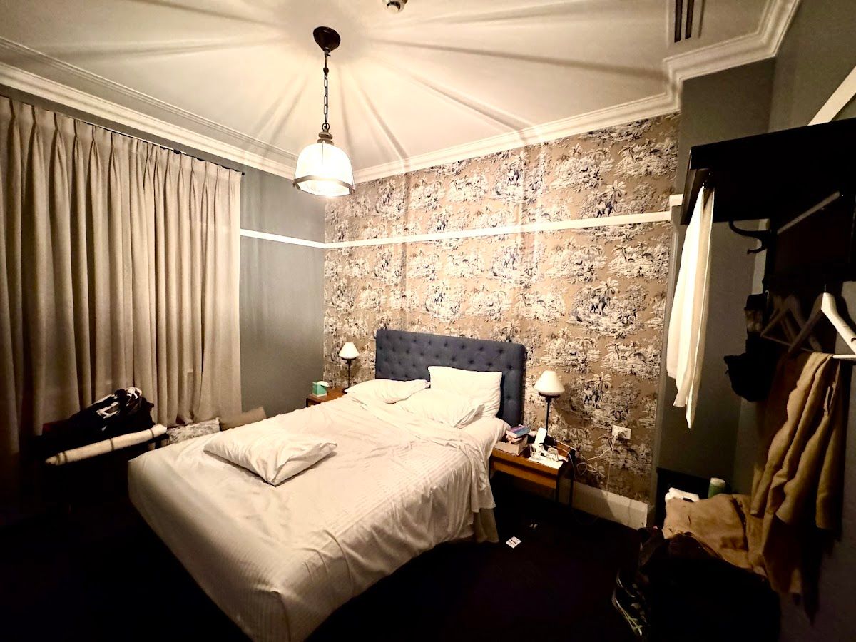 North Sydney Hotel thumbnail 2