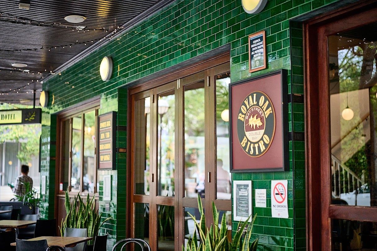 Featured image for Royal Oak Hotel