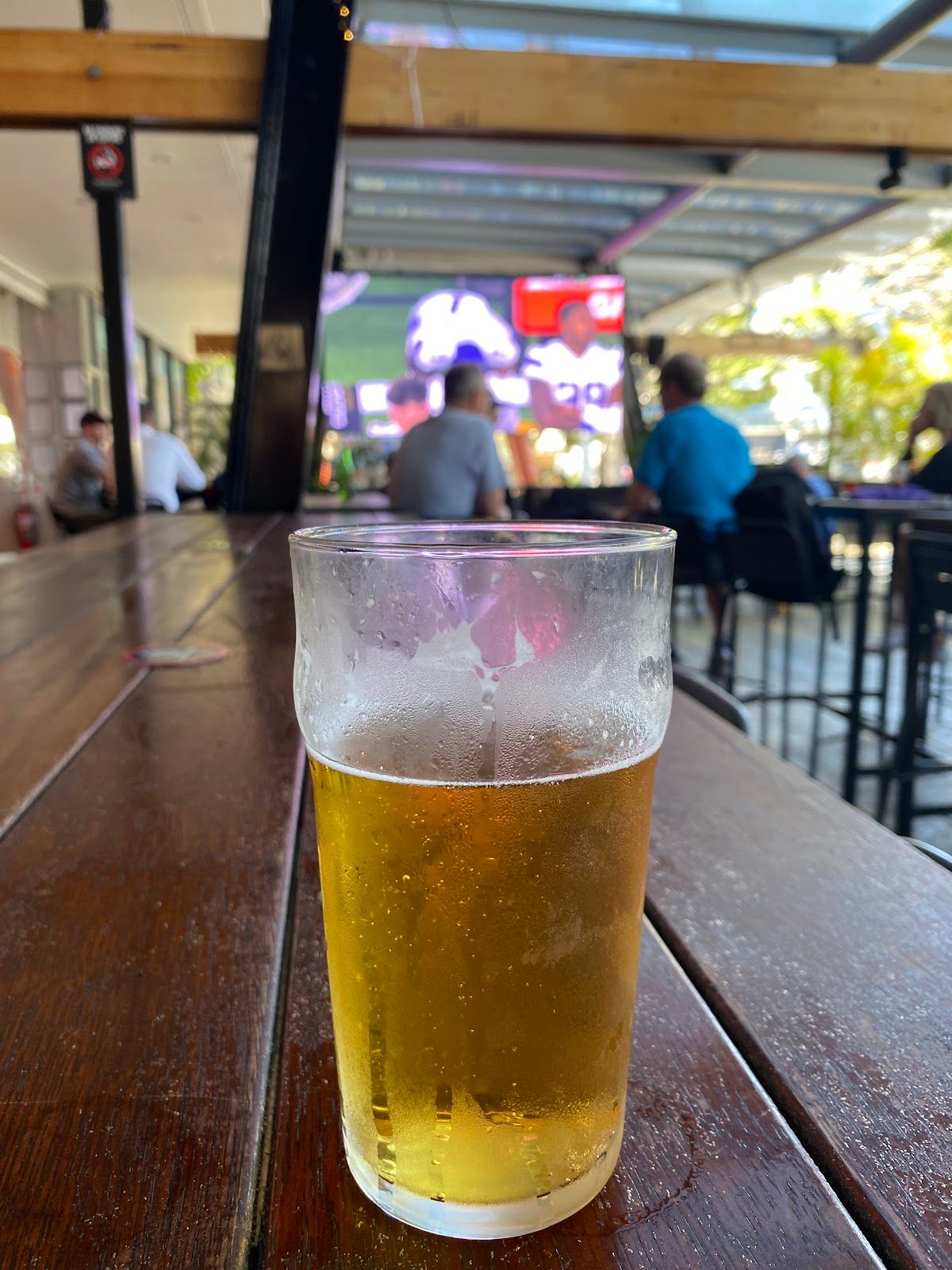 The Sporting Globe x 4 Pines - King Street Wharf thumbnail 6