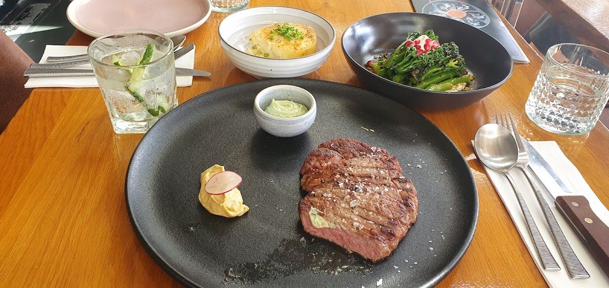 Lavana Restaurant thumbnail 3