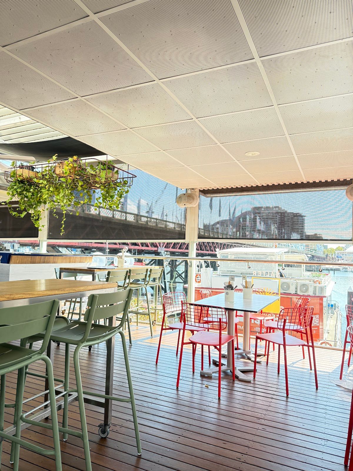 Helm Bar & Bistro thumbnail 9
