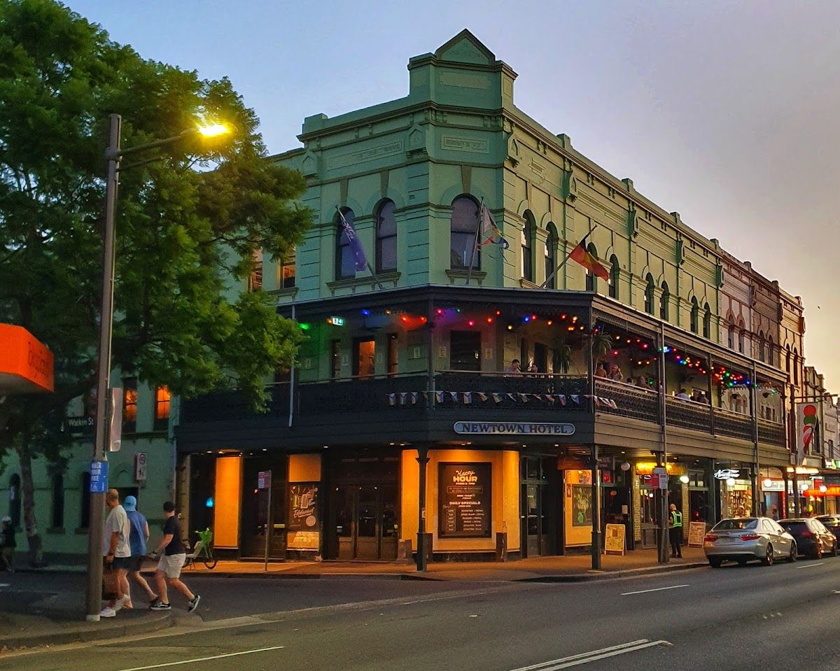 The Newtown Hotel thumbnail 3