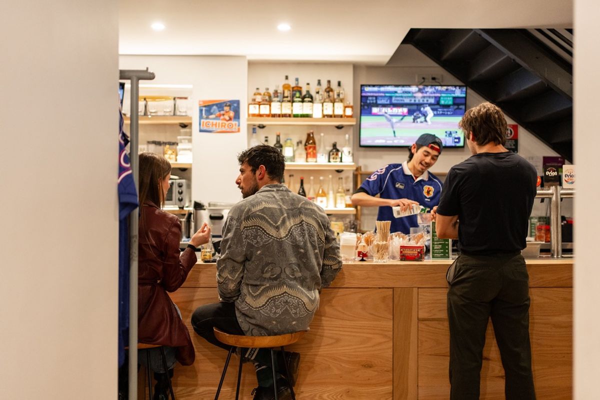 Ichiros Sports Bar thumbnail 7