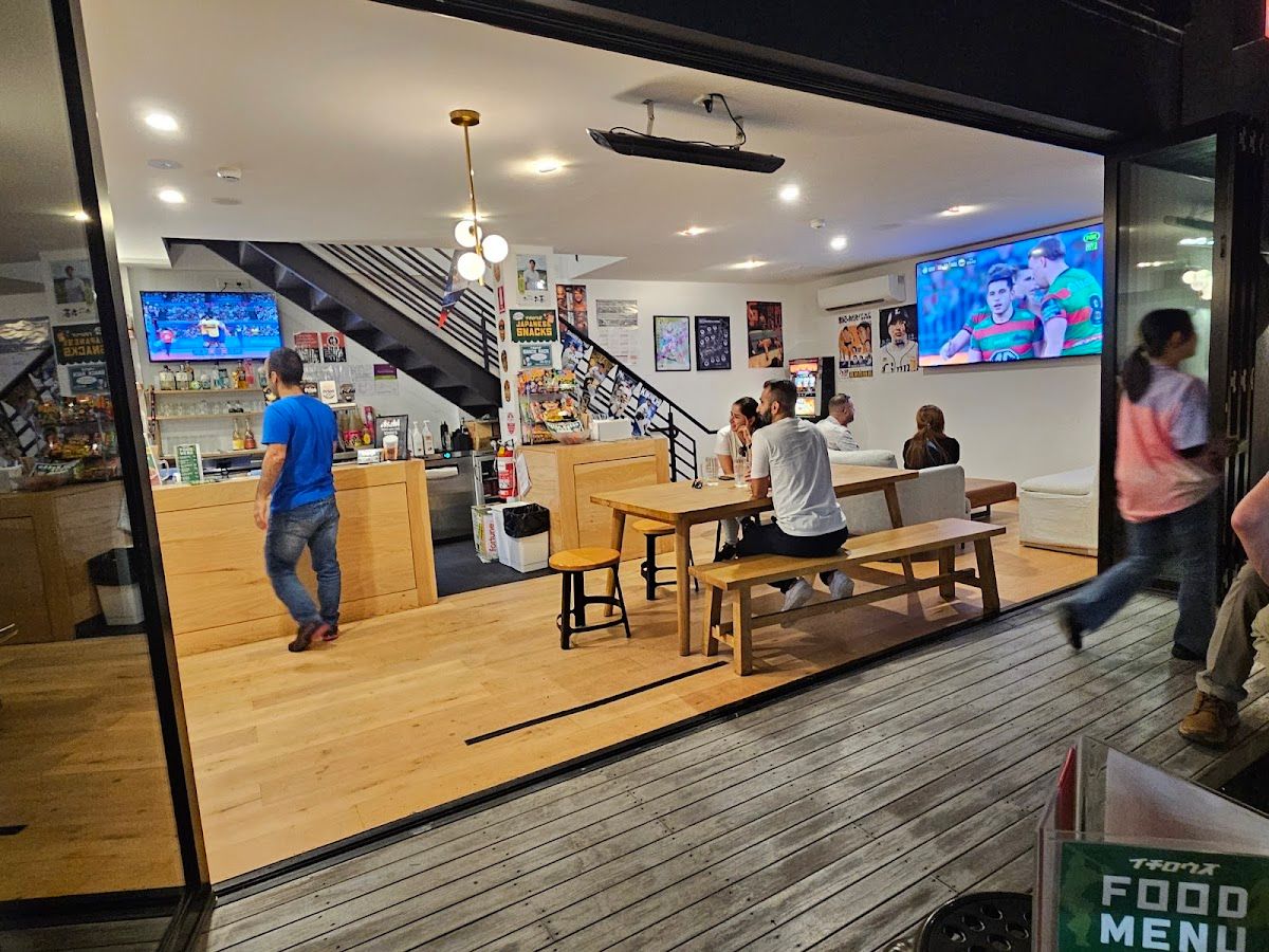 Ichiros Sports Bar thumbnail 5