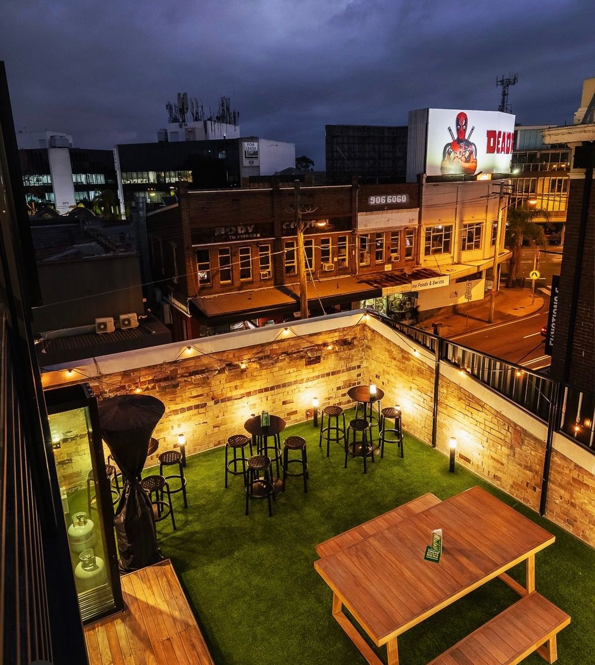 Ichiros Sports Bar thumbnail 4