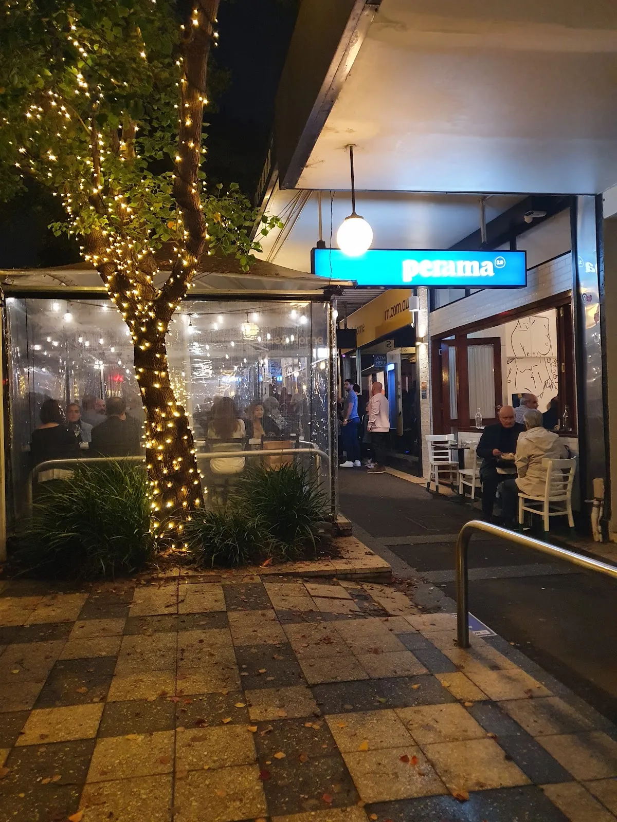 Perama 2.0 - Bar image