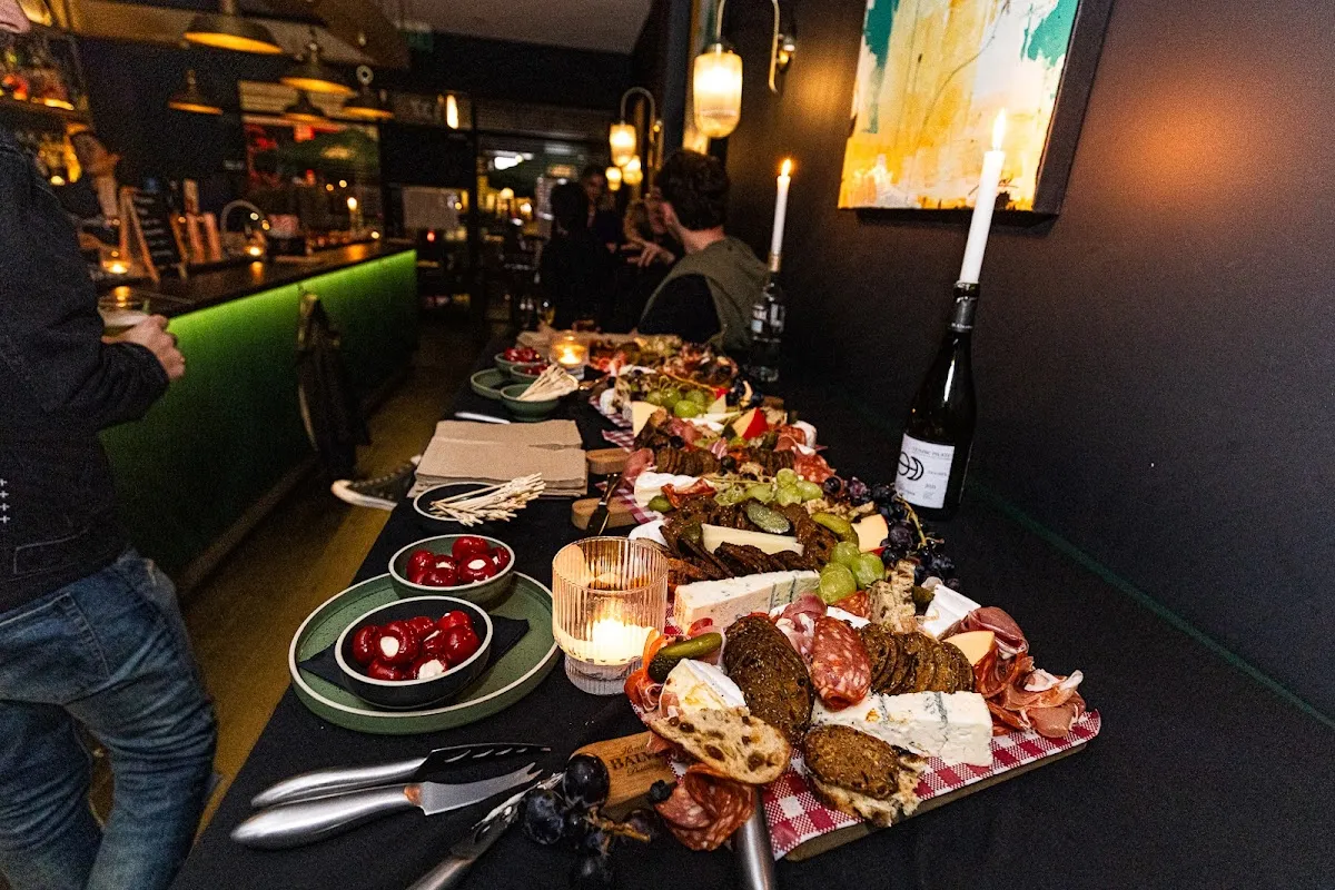 Blackwoods Wine & Cocktail Bar - Bar image