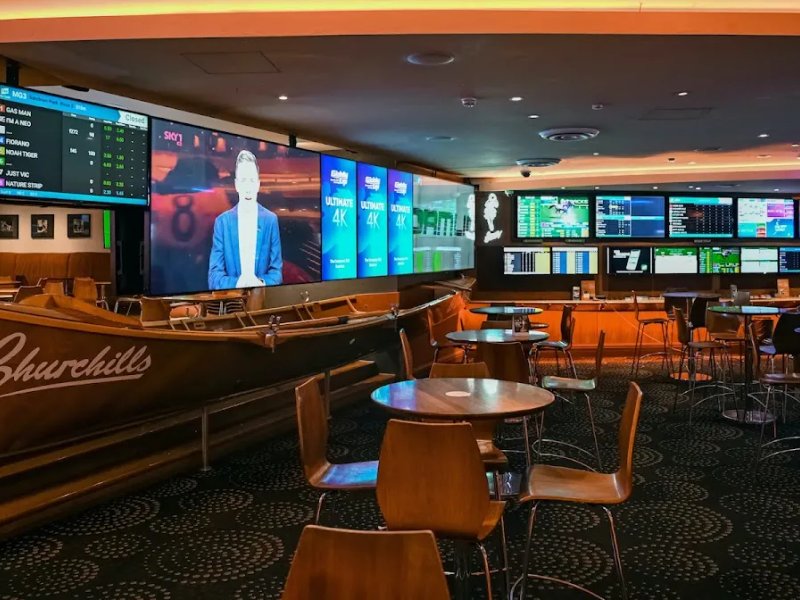 Churchills Sports Bar photo 1