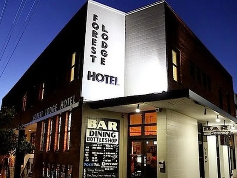 Forest Lodge Hotel photo 1