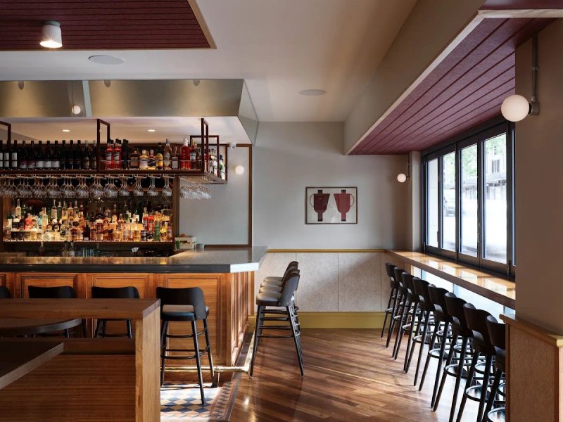 Folly's Bar & Bistro photo 1
