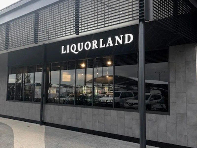 Liquorland Whiteman Edge photo 1