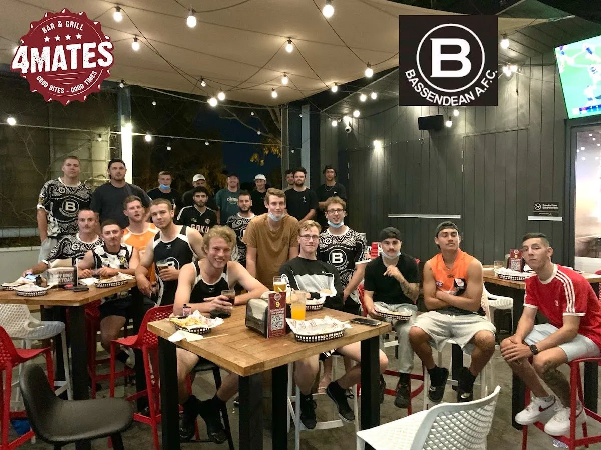 Featured image for 4 Mates Bar & Grill