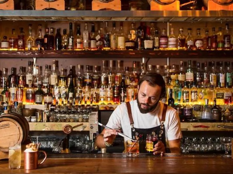 Stitch Bar photo 1