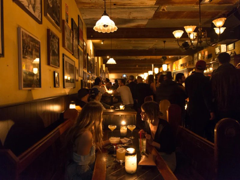 Earl's Juke Joint photo 1
