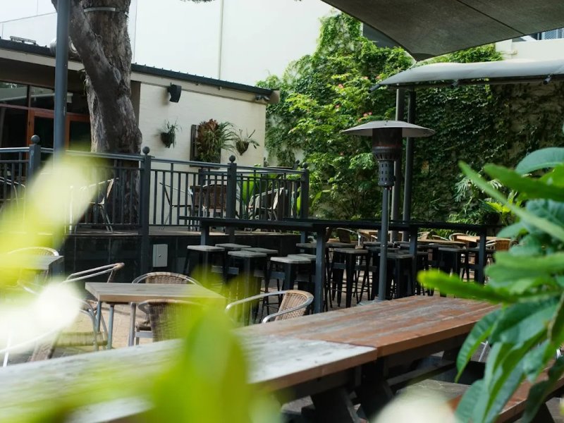 Iron Duke Hotel photo 1