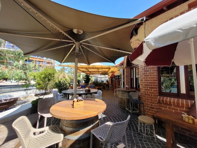 The Island at Elizabeth Quay - Restaurant & Microbrewery in Perth photo 1