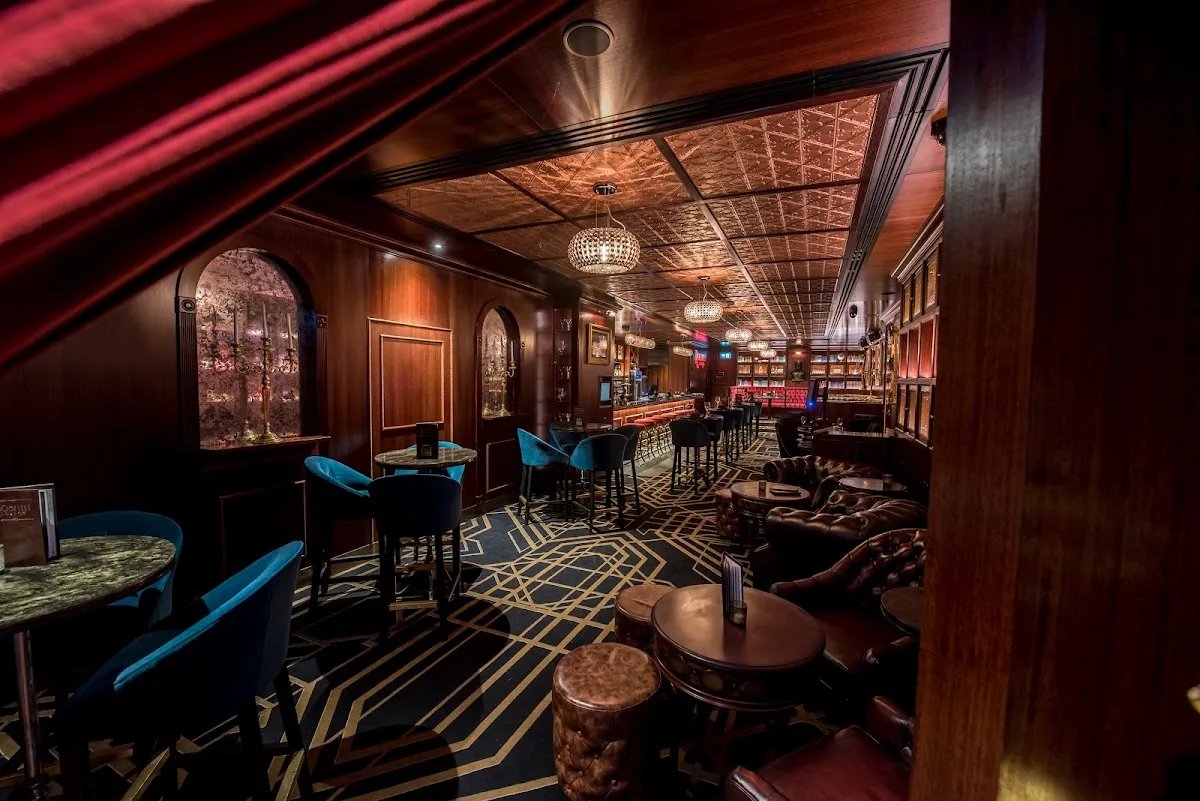 Featured image for Roosevelt Lounge
