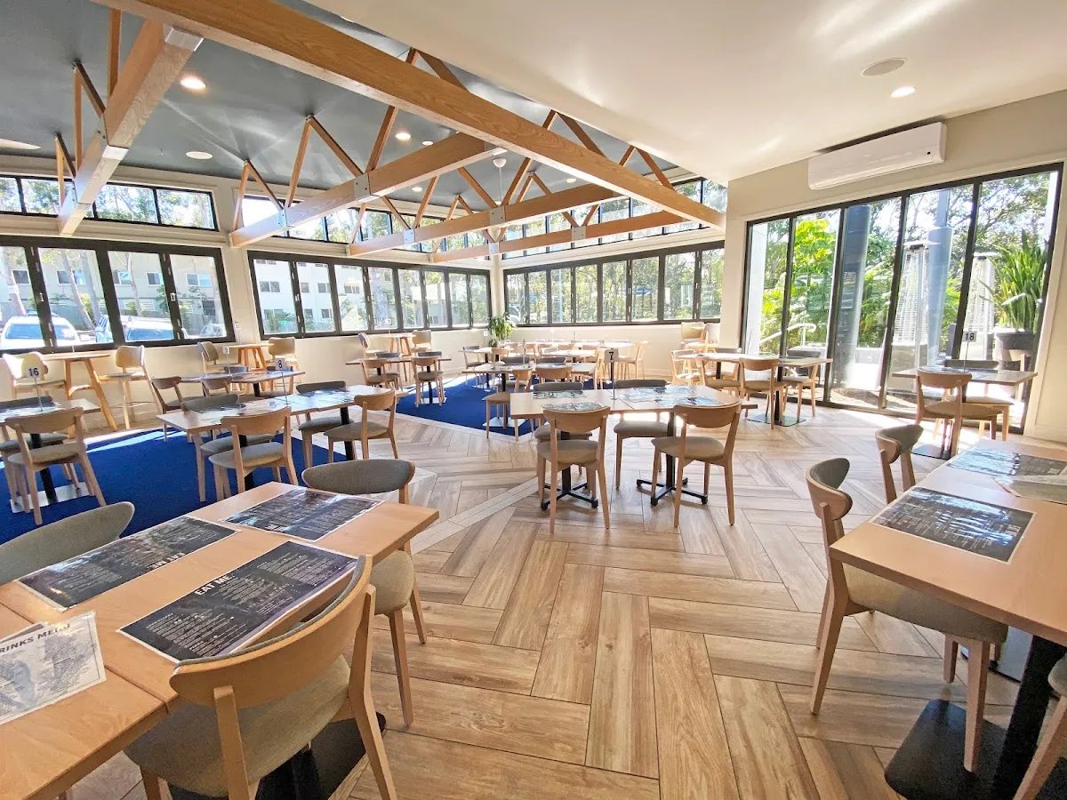Featured image for Ashmore Tavern