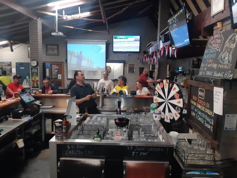 Peninsula Tavern photo 1